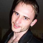 Authentisches Gay Dating Profilbild für diskretes Adult Dating.